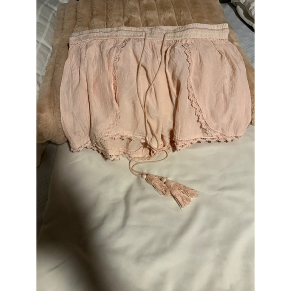 Beach by exist Pants - Preowned,pair of light pink lace-trim shorts with drawstring, pale pink, Medium
